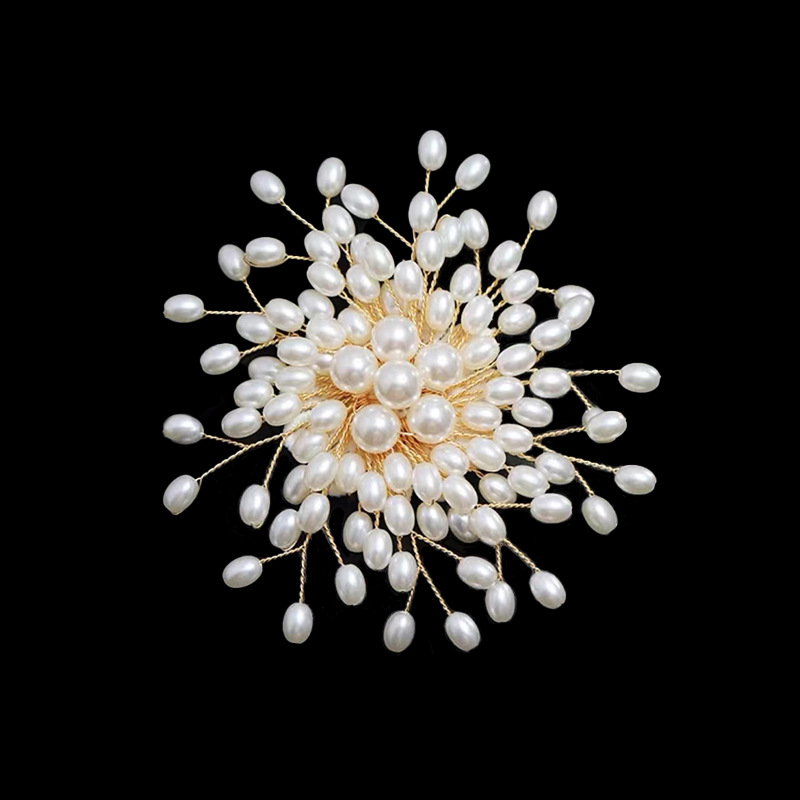 🎁2025 NEW! 🔥Women's High-end Exquisite Handmade Pearl Brooch