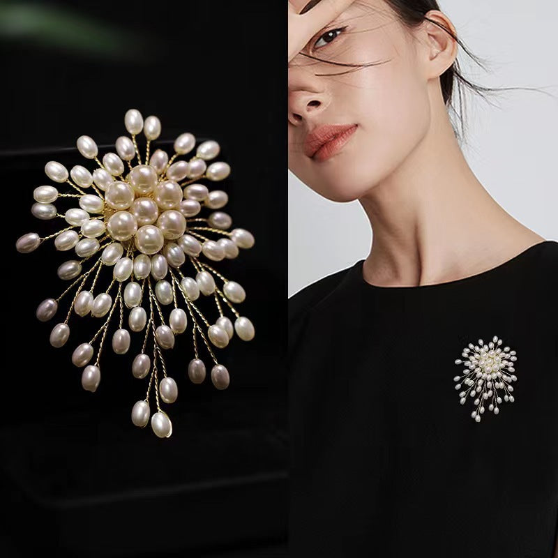 🎁2025 NEW! 🔥Women's High-end Exquisite Handmade Pearl Brooch