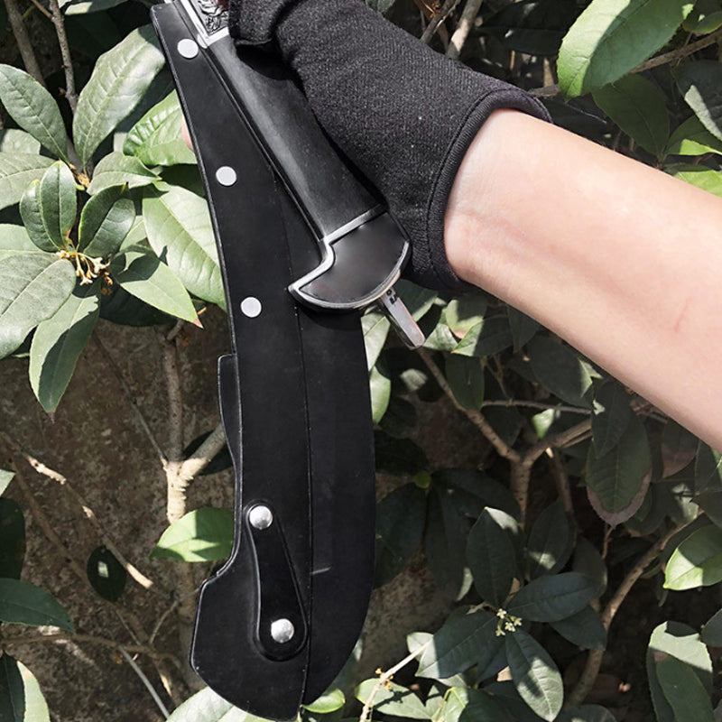⚔️ Stainless Steel Folding Scythe: Tough, Sharp, Ready for Action! 🛠️✨