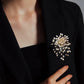 🎁2025 NEW! 🔥Women's High-end Exquisite Handmade Pearl Brooch
