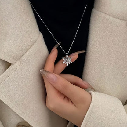 🎁Limited-time special offer💕Spinning Snowflake Necklace