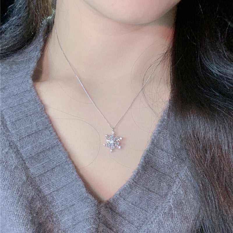 🎁Limited-time special offer💕Spinning Snowflake Necklace