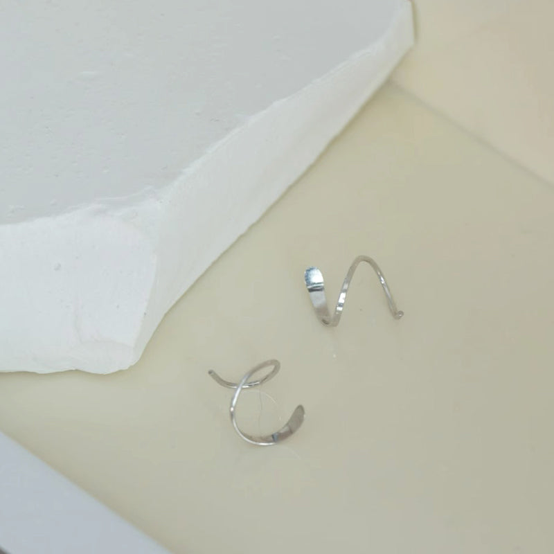 [ideal gift for her ]  Minimalist Geometric Spiral Hoop Earrings